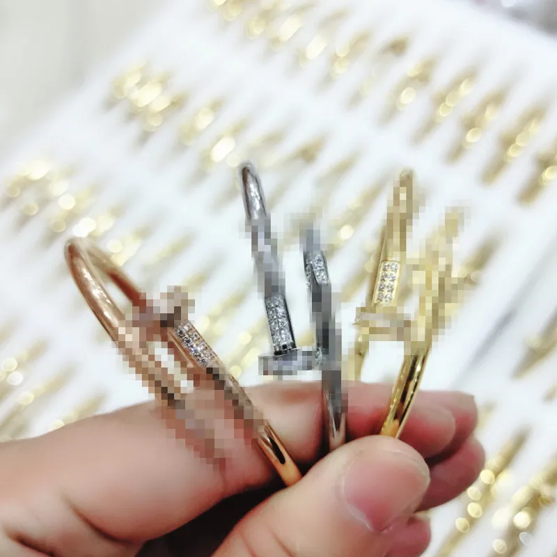 

2022 simple personality fashion titanium steel couple bracelet luxury brand style fashion classics charming style