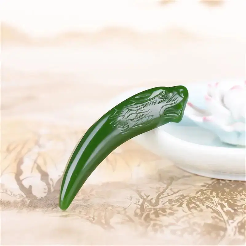 

Женское Ожерелье с искусственными волчьими зубьями, ювелирные изделия, статуя из зеленой яшмы, ручная резьба, модный амулет, подарки для муж...