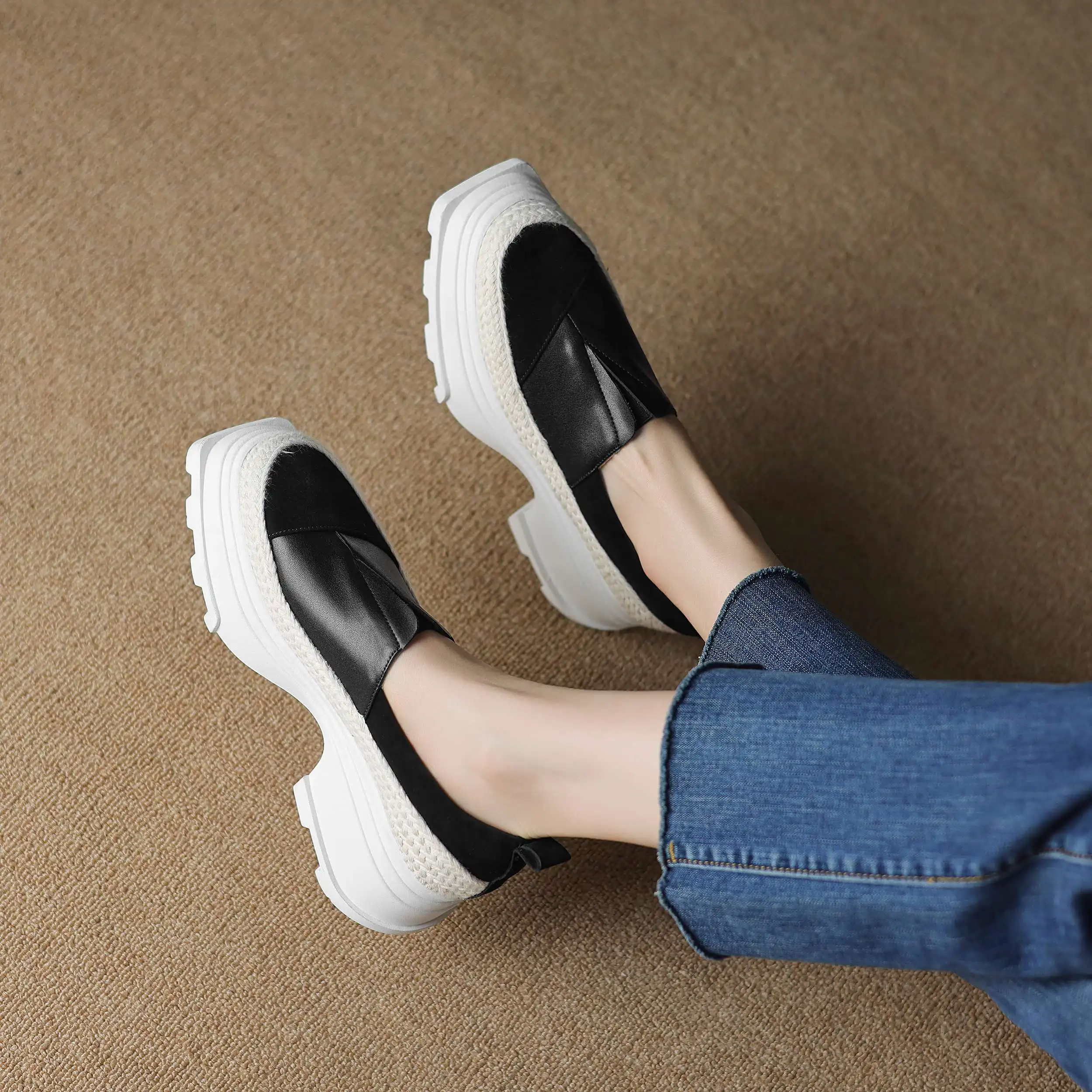 Брендовые Лоферы Lanxuryee из коровьей кожи на высоком каблуке с круглым носком