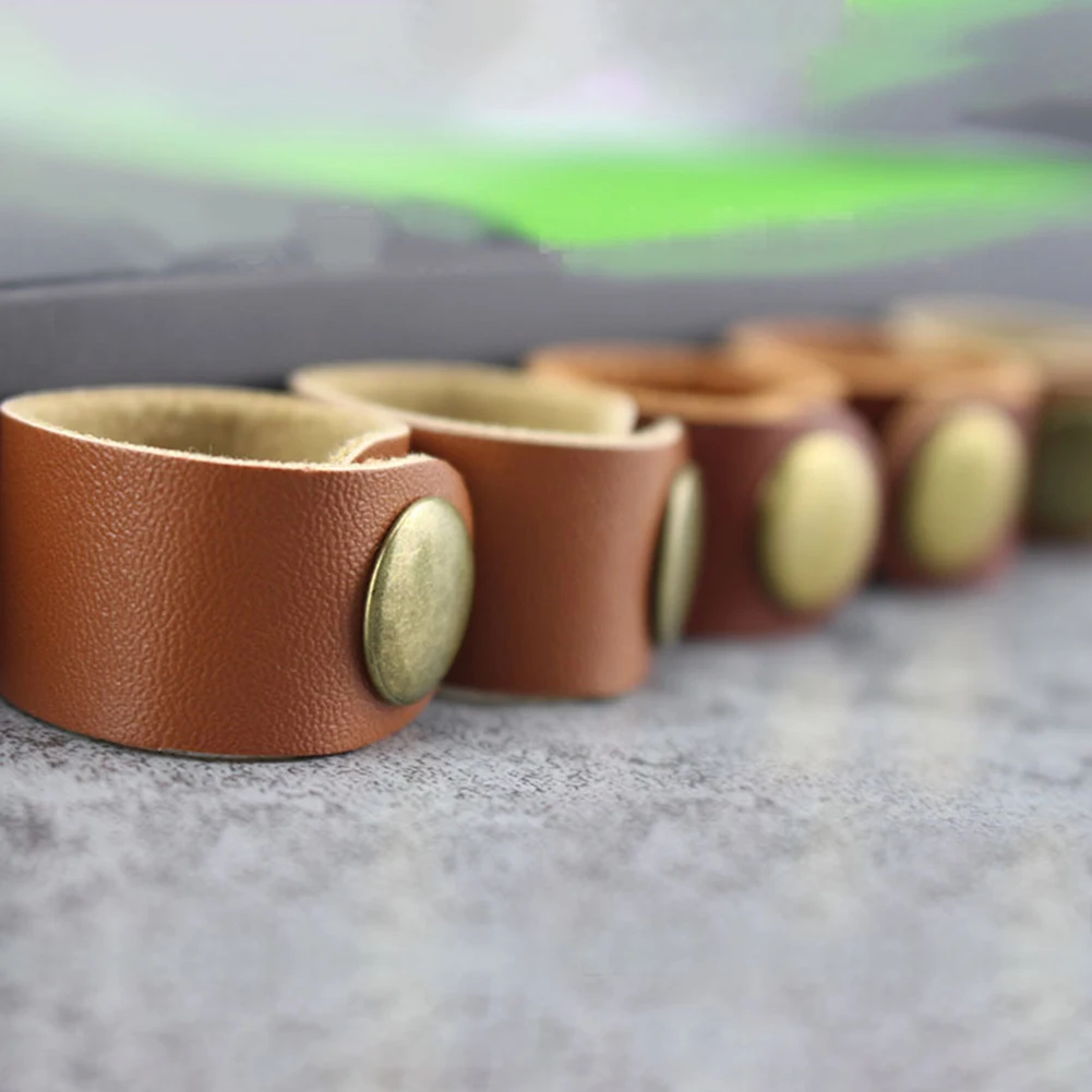 

Data Cable Binding Tape Storage Leather Buckle Earphone Winder / Thread Trimmer Nail Type Thread Trimmer Finishing Rolling Tape