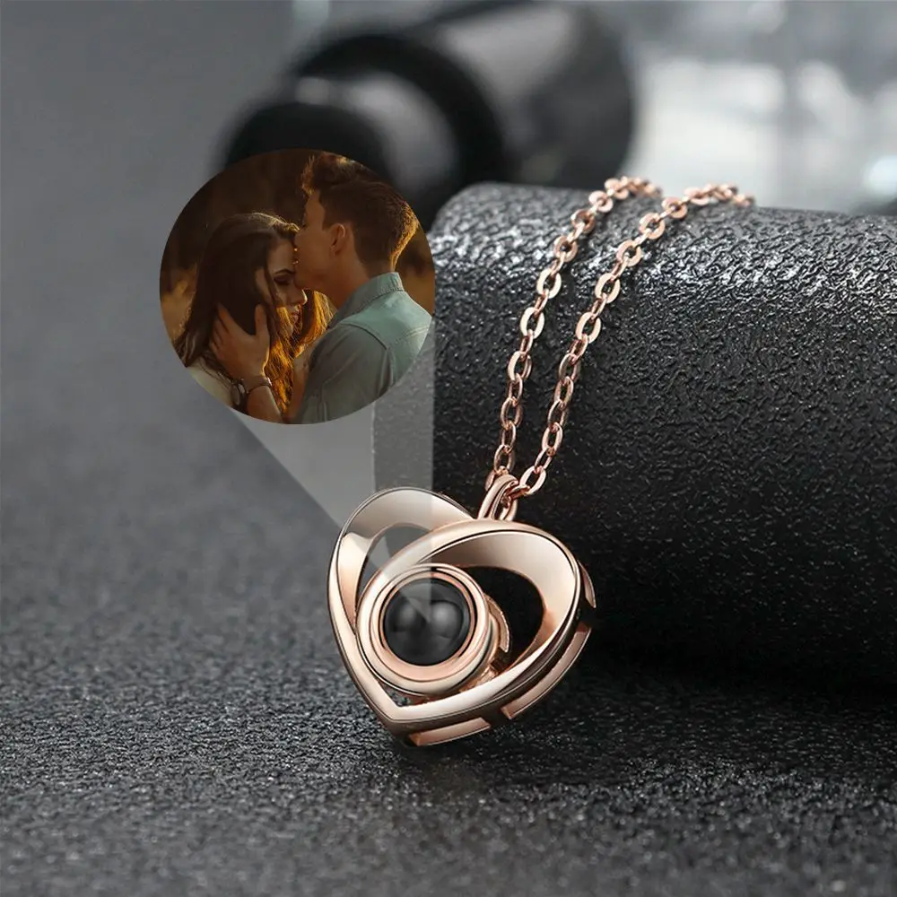 Customized Projection Photo Necklaces Personalized Photo Necklace for Women Mother Gifts Memory Collection Heart-Shaped Jewelry