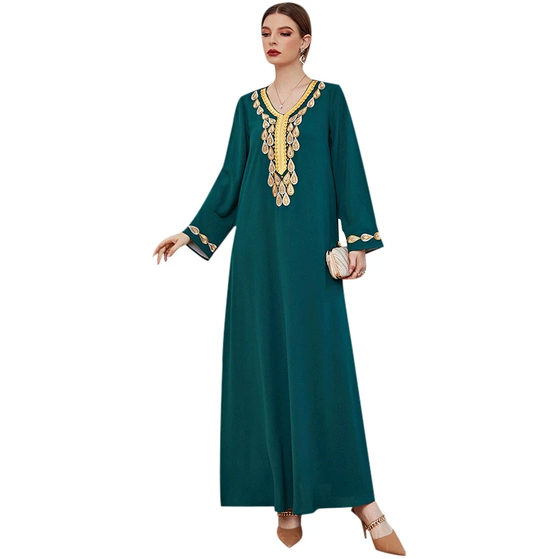 

Muslim Women's Loose Fit Classic V Neck Long Sleeve Dress Elegant Vintage Embroidered Arabic Ethnic Apparels