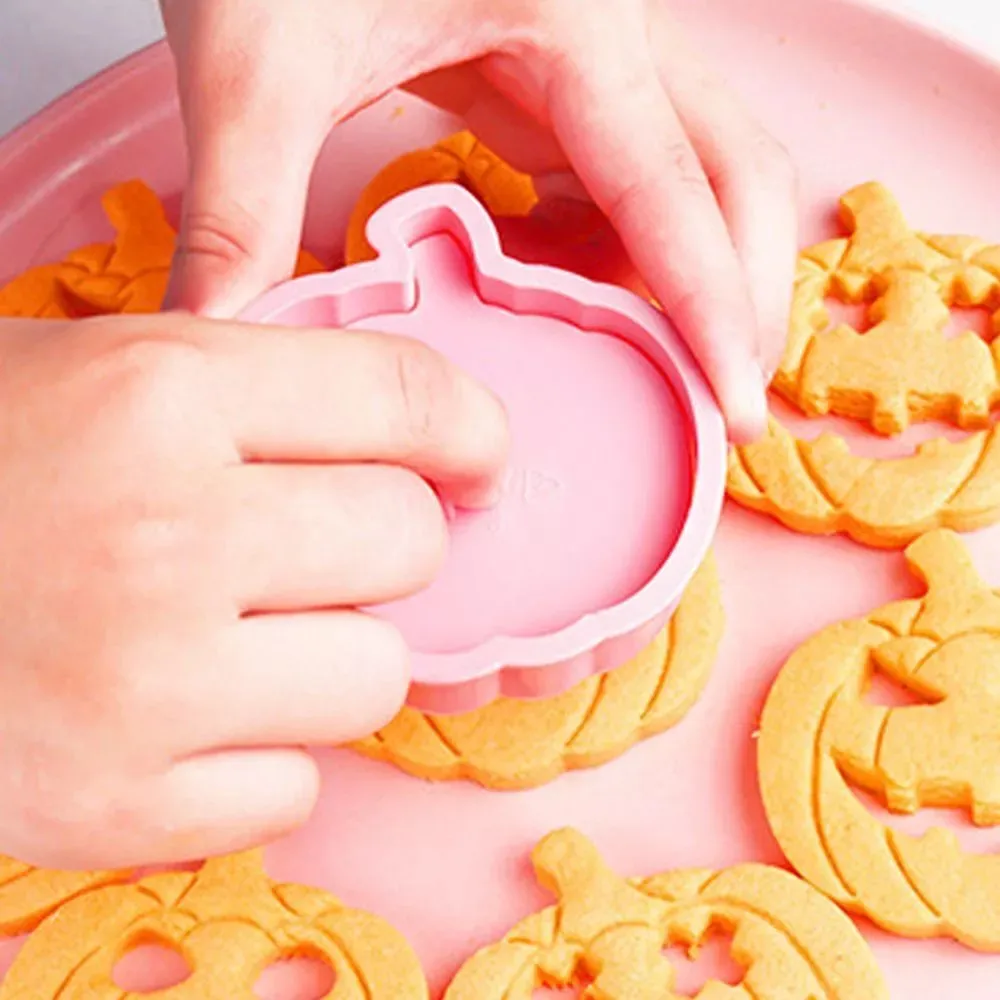 Формочки для печенья на Хеллоуин Set 17 Pack Набор вырезания в виде тыквы