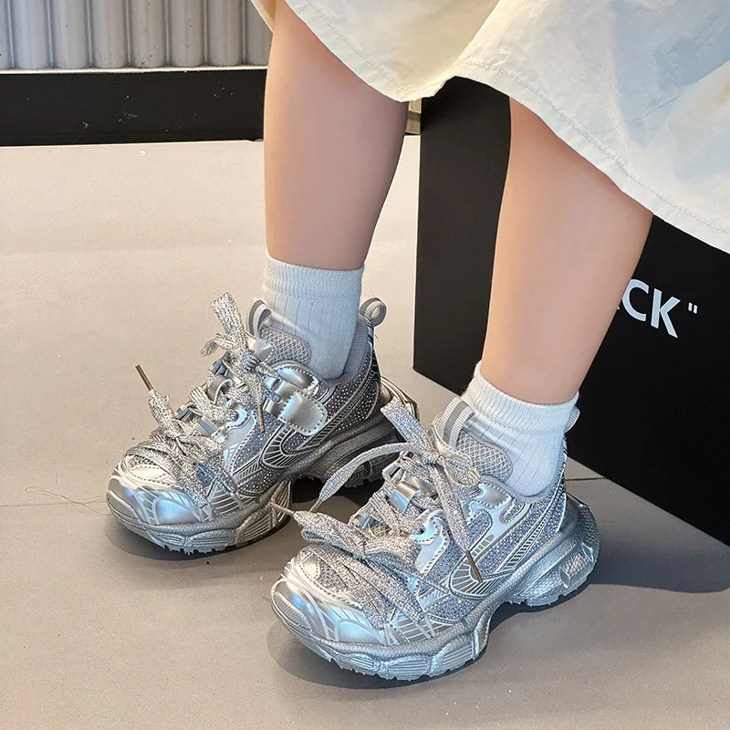 Туфли для девочек и папы трендовая обувь из Бразилии осень 2024 новая мальчиков