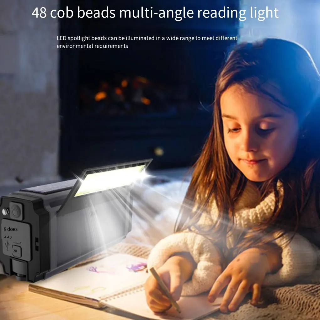 Plastic Emergency Radio With Portable Solar Panels For Outdoor Camping And Evening Park Walks green