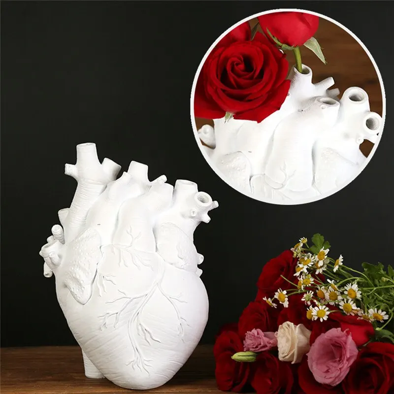 

Sketch Sculpture Heart Shape Flower Vase Art Resin Body Sculpture Flower Vases For Desktop Home Decor Ornament Gifts