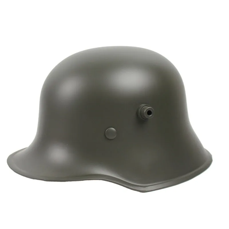 

Немецкий стальной шлем M16/M18