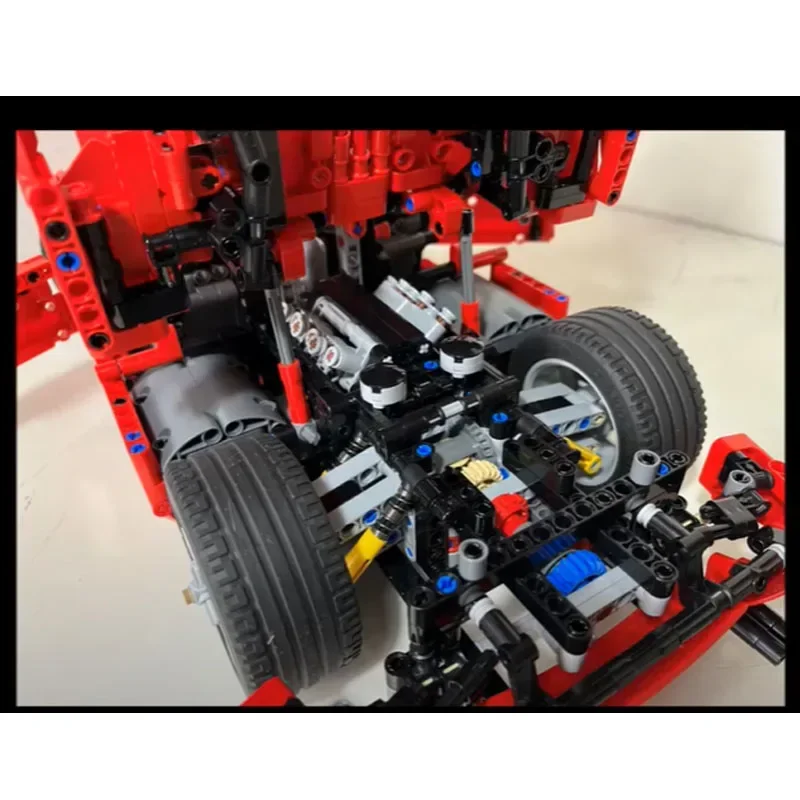 Фото Новый гоночный автомобиль 250LM 42143, совместимый с MOC- 146842   Спортивный автомобиль, 2067 шт., собранный строительный блок, игрушечная модель, сделай сам, детский подарок, подарок №3