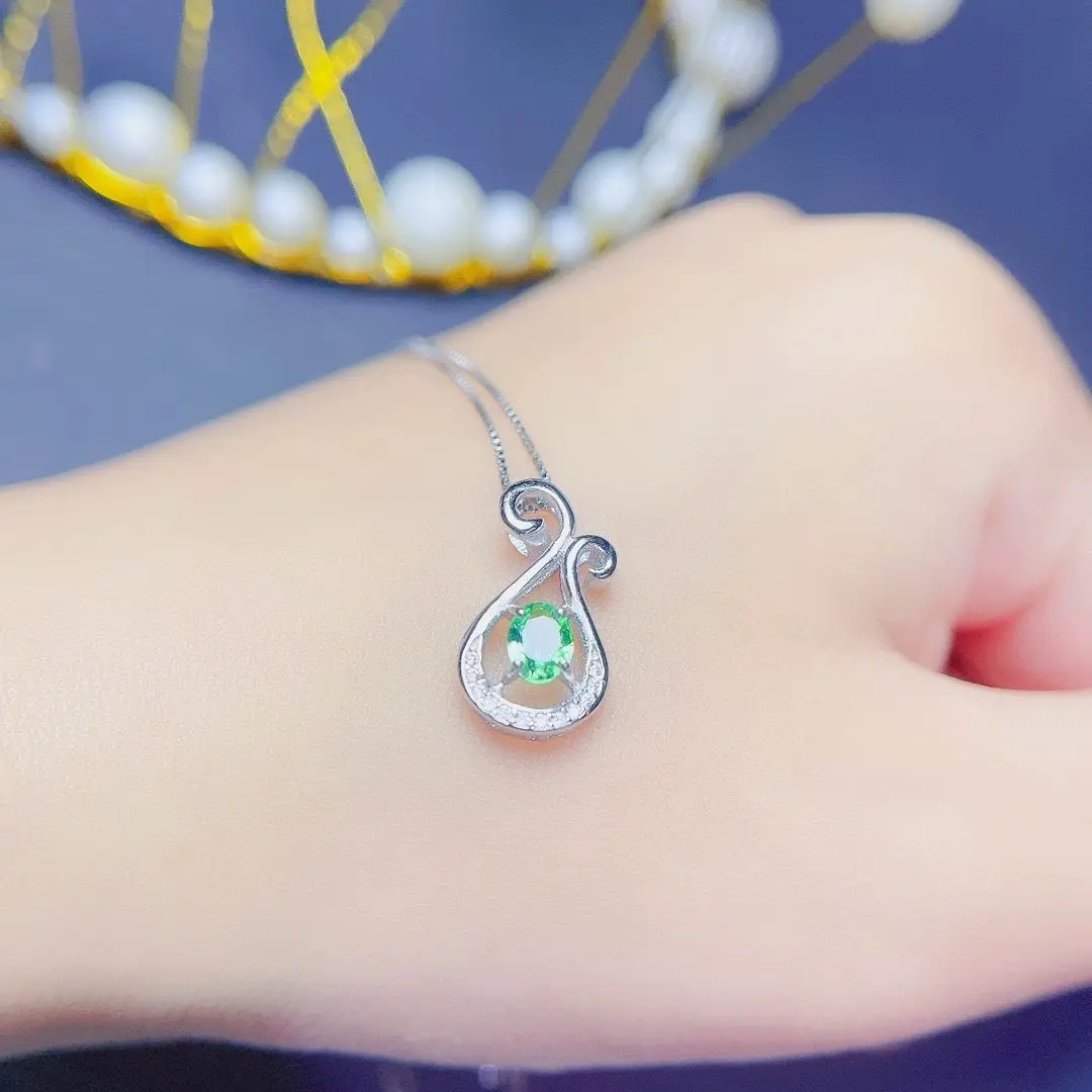 ZECAA Цюворит изящные ювелирные изделия Женский кулон с натуральным драгоценным