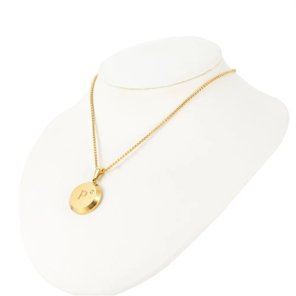High Quality Round Initial Letter Necklace for Women Custom 26 A-Z Charm Neck Pendants Stainless Steel Jewelry Gift Wholesale