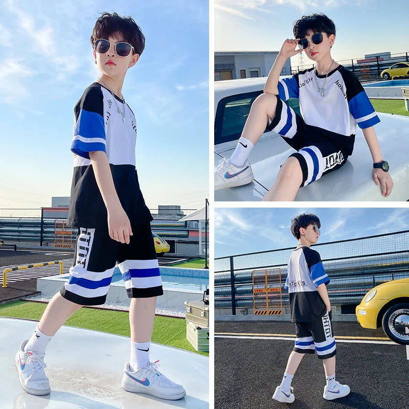 

Летние костюмы для мальчиков Новинка 2022 летние модели для детей старшего возраста летние спортивные костюмы из двух частей красивые модные...