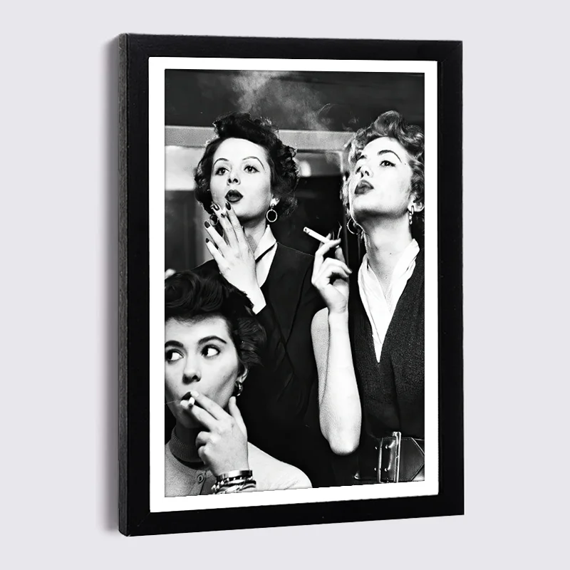 

Photo Frames A4 A3 Sexy Smoking Woman Fashion Lady and Dog Poster with Wooden Frame Nordic Black White Picture Frames Wall Decor