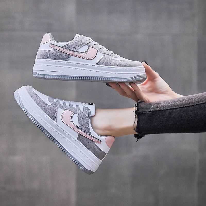 

Женские кроссовки 2023, женская спортивная обувь на платформе, повседневная кожаная удобная обувь на среднем каблуке с круглым носком для бега, белая