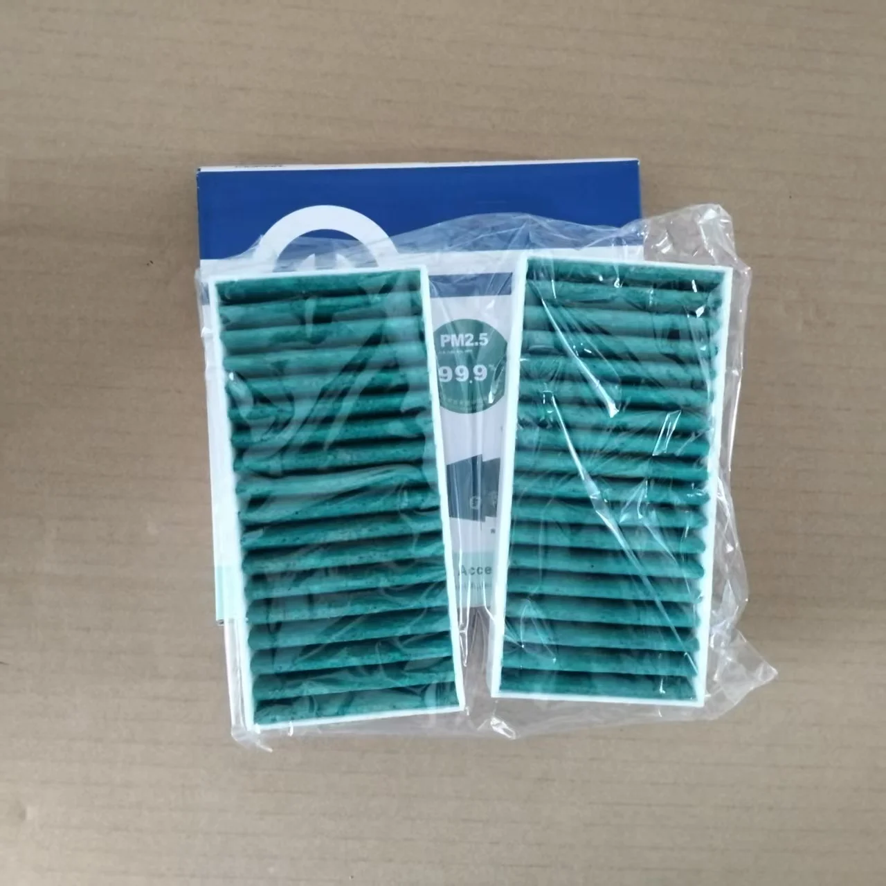 

Воздушный фильтр салона для Jeep Wrangler 3.6L 2.8 3.8 3.6 V6 55111302AA,68233626AA