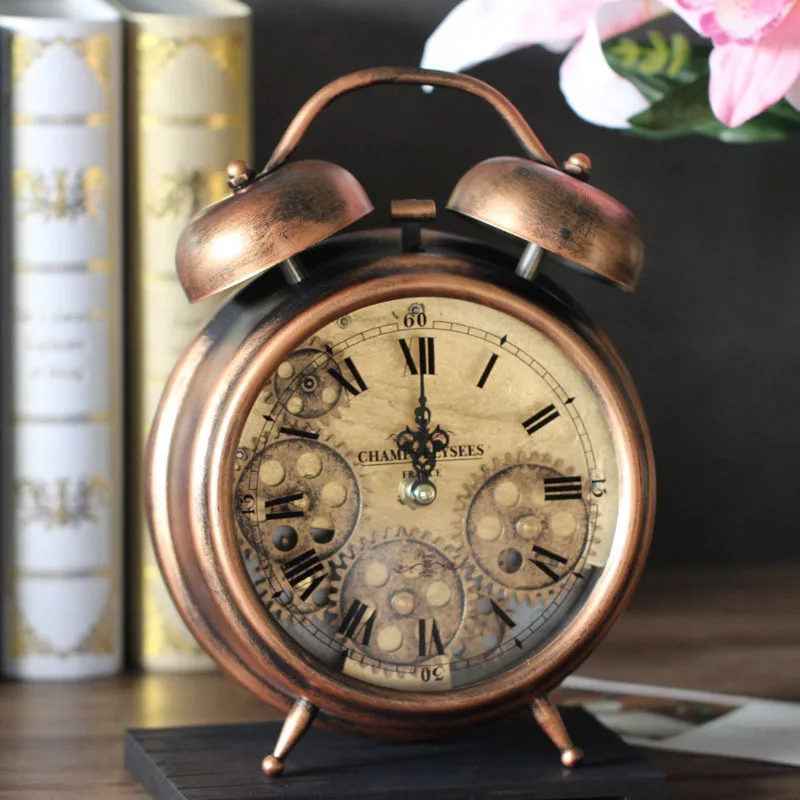 

Европейские механические настольные часы в стиле ретро, старые металлические часы с орнаментом, большие Креативные Часы-маятник, винтажные часы