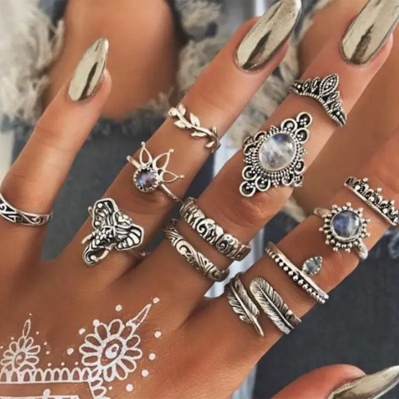

12 Pcs/Set Boho Carving Flowers Leaves Water Drop Stars Crystals Jewelry Joint Ring Set Of Lady Party Party Combines Ring