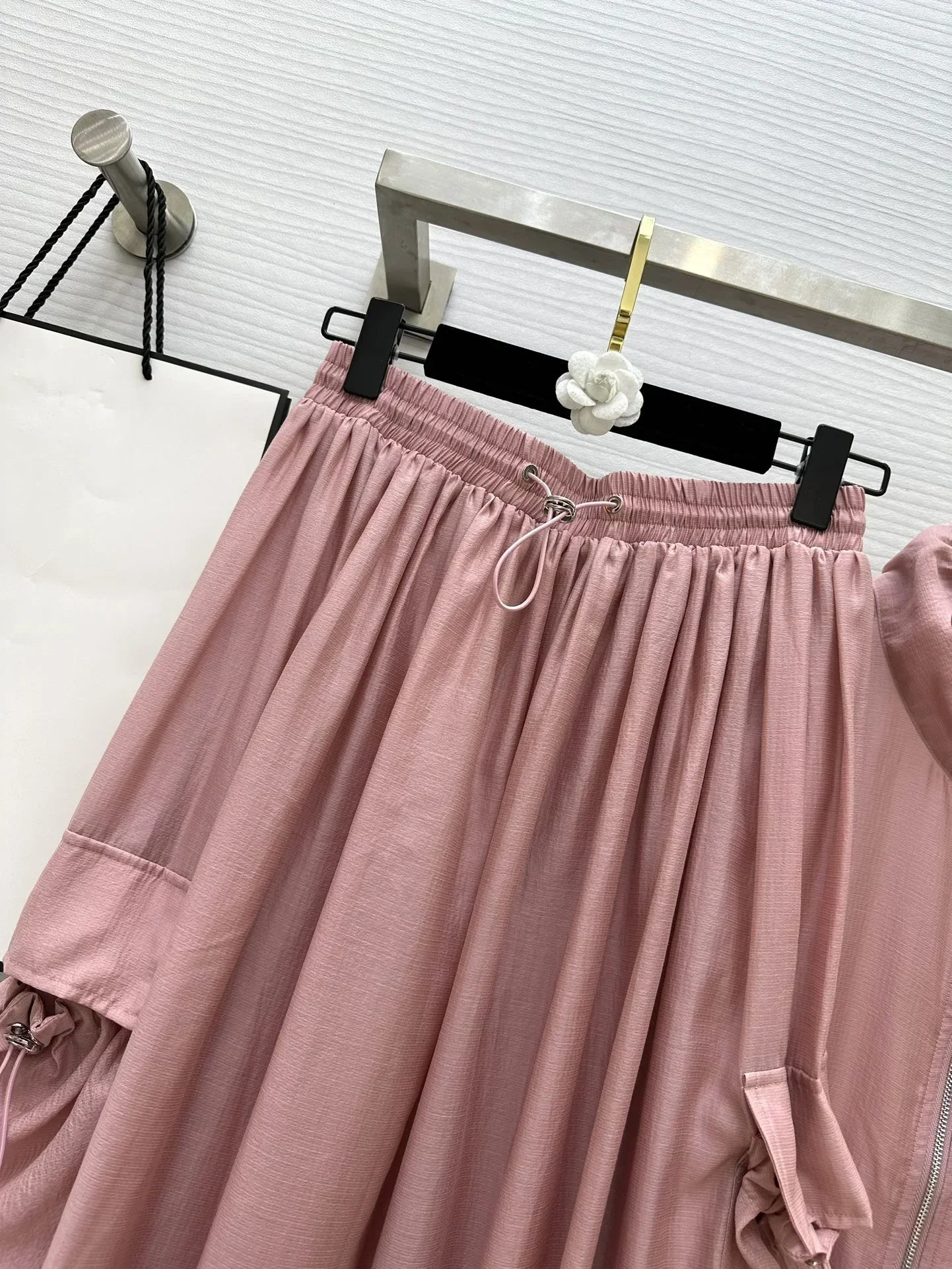 Комплект женский из 2 предметов шикарные и элегантные женские комплекты 2024