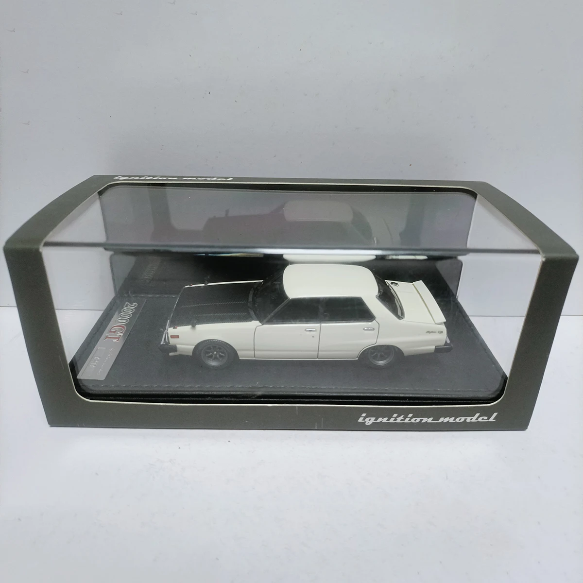 Масштабная модель автомобиля Nissan 2000GT-EL C210 (белый, смола, 1:43) – классика, ностальгия, подарок для взрослых, сувенир, статическая модель для демонстрации (art.: 3920db15ce305) - 3920db15ce305