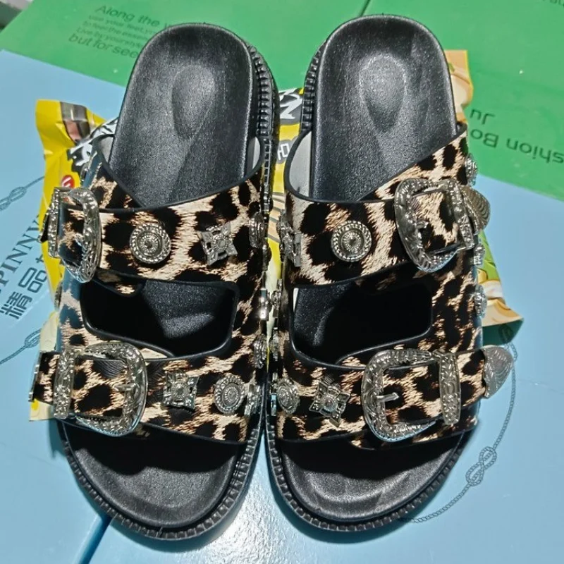 Women's Luxury Brand Slippers 2023 Summer Fashion Metal Buckle Boutique Decoration Wedge Heel Platform Shoes Outer Wear Sandals