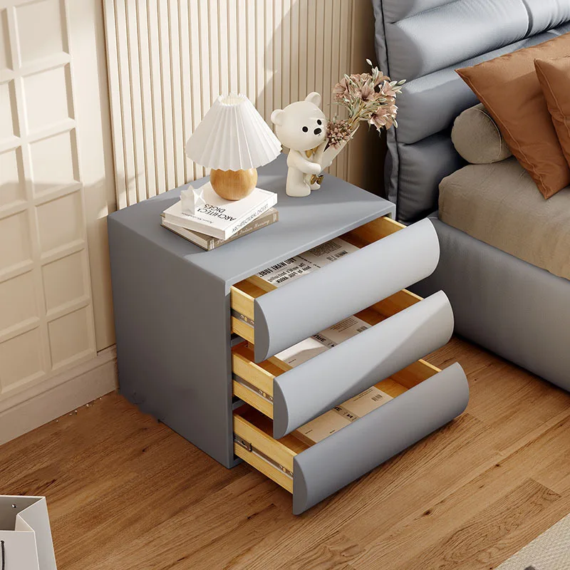 Маленькая прикроватная тумбочка прикроватный столик для спальни в