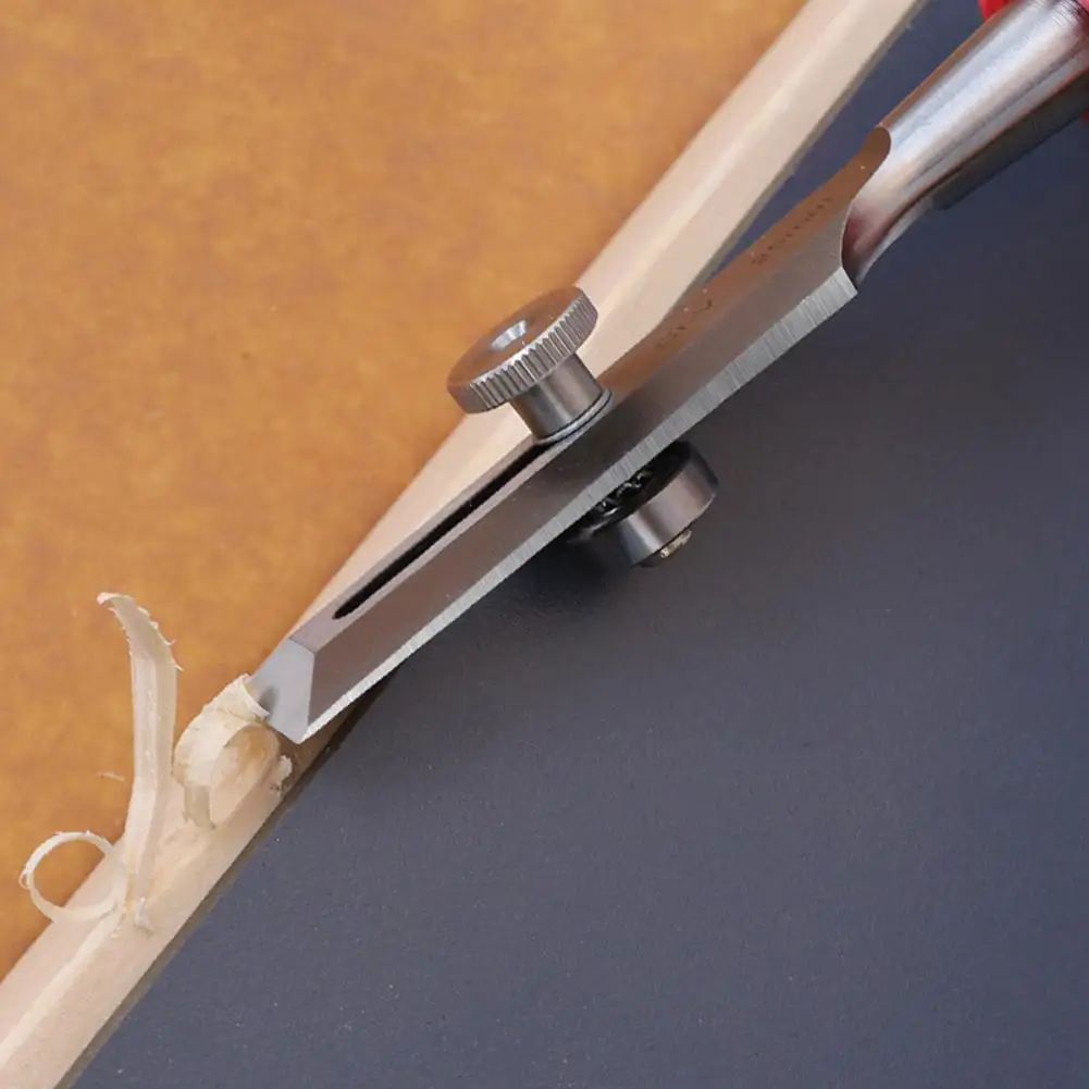 Деревообрабатывающее долото с ограничением плоского для столярных работ