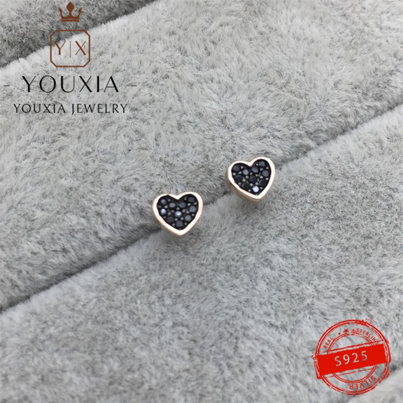 

S925 Sterling Silver Fun Black Gemstone Heart Stud Earrings with Logo Trendy Shape Luxury Design Stud Earrings Women's Jewelry