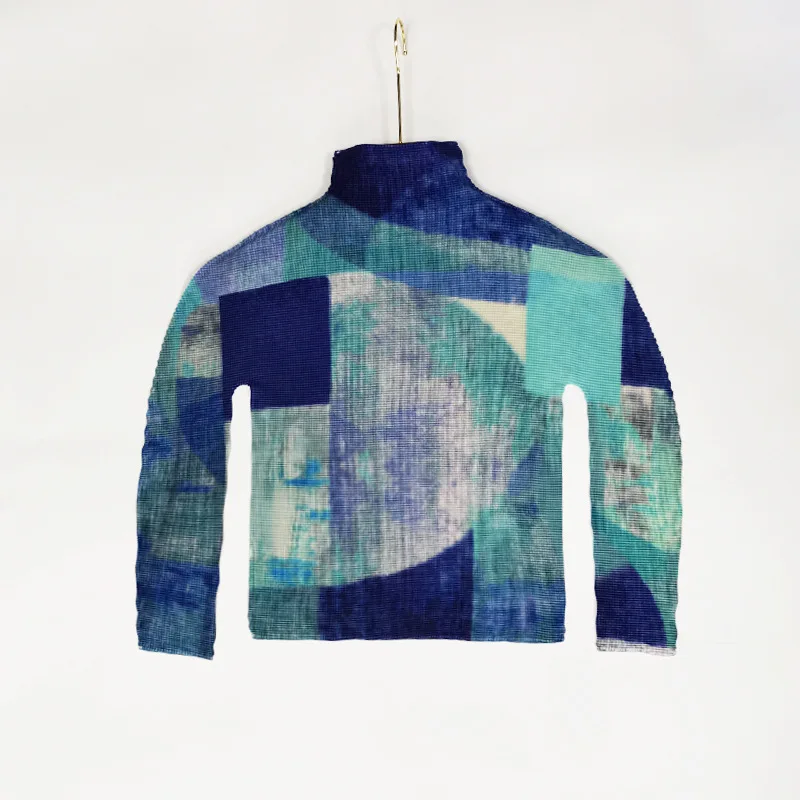 

Miyake pleated women's new tops women's high-neck long-sleeved T-shirts fashion print design T-shirt base