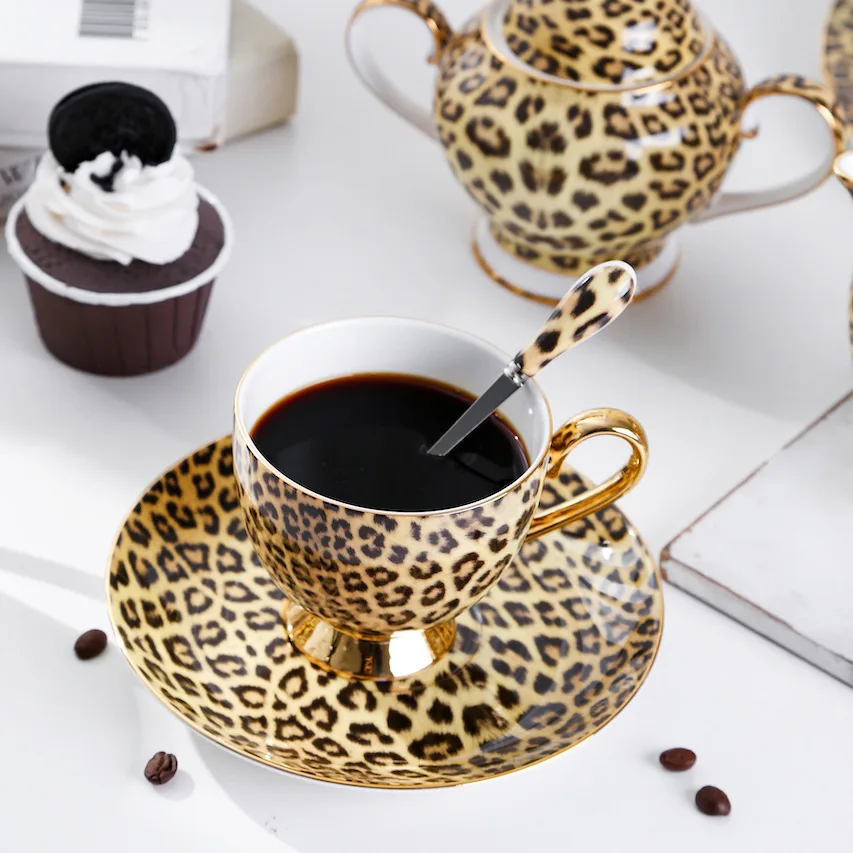 

Позолоченная кофейная чашка Erica Beiye с леопардовым узором, костяная китайская чашка и тарелка, набор для послеобеденного чая, кофейной чашки, керамическая чашка и тарелка