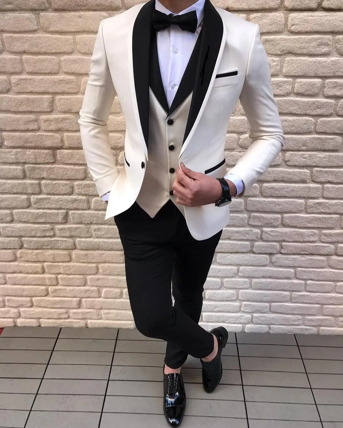 Blue Slit Mens Suits 3 Piece Black Shawl Lapel Casual Tuxedos For Wedding Groomsmen Suits Men 2022 (Blazer+Vest+Pant)