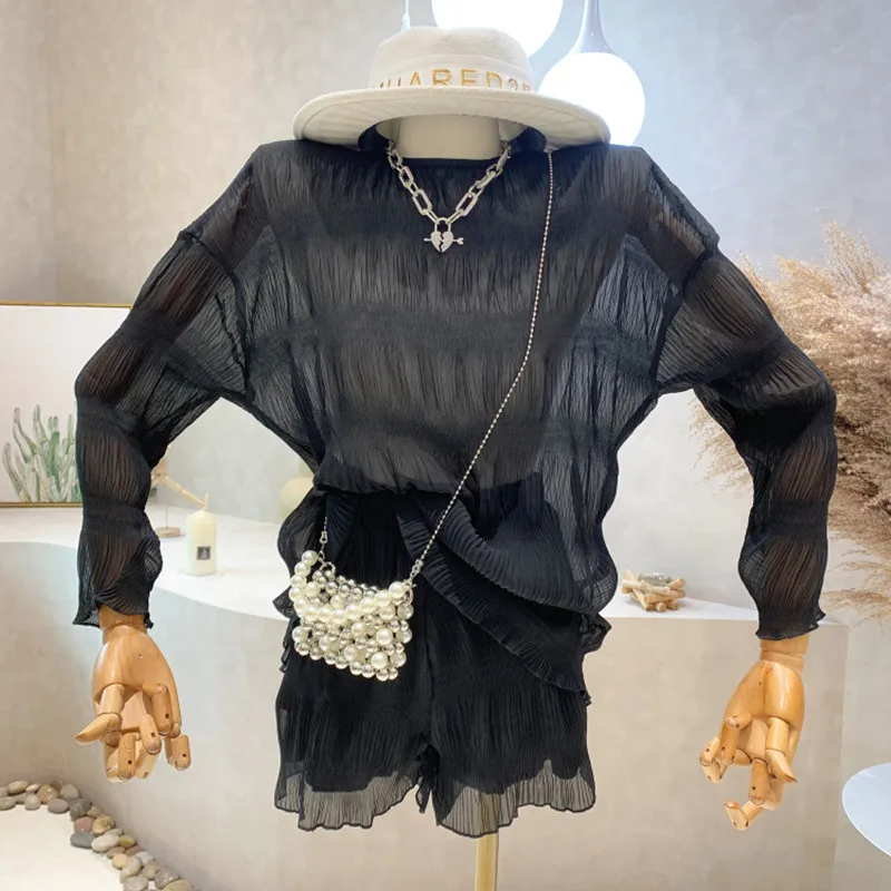 

New Women's Clothing 2022 Summer Thin Pleated sunscreen Shirt loose suit long sleeve top + shorts two piece set
