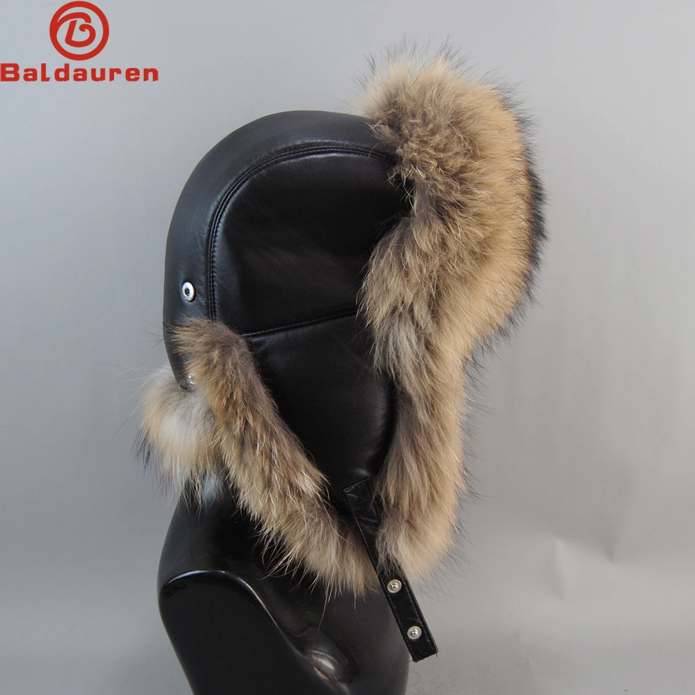 Unisex Outdoor Windproof Winter Natural Real Fox Fur Bombers Hats Quality Raccoon Fur Cap Man Luxury Real Sheepskin Leather Hat