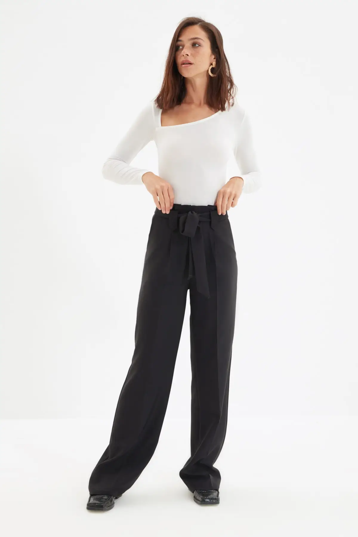 

Trendyol Lacing Detaylı Pants TWOAW22PL0404