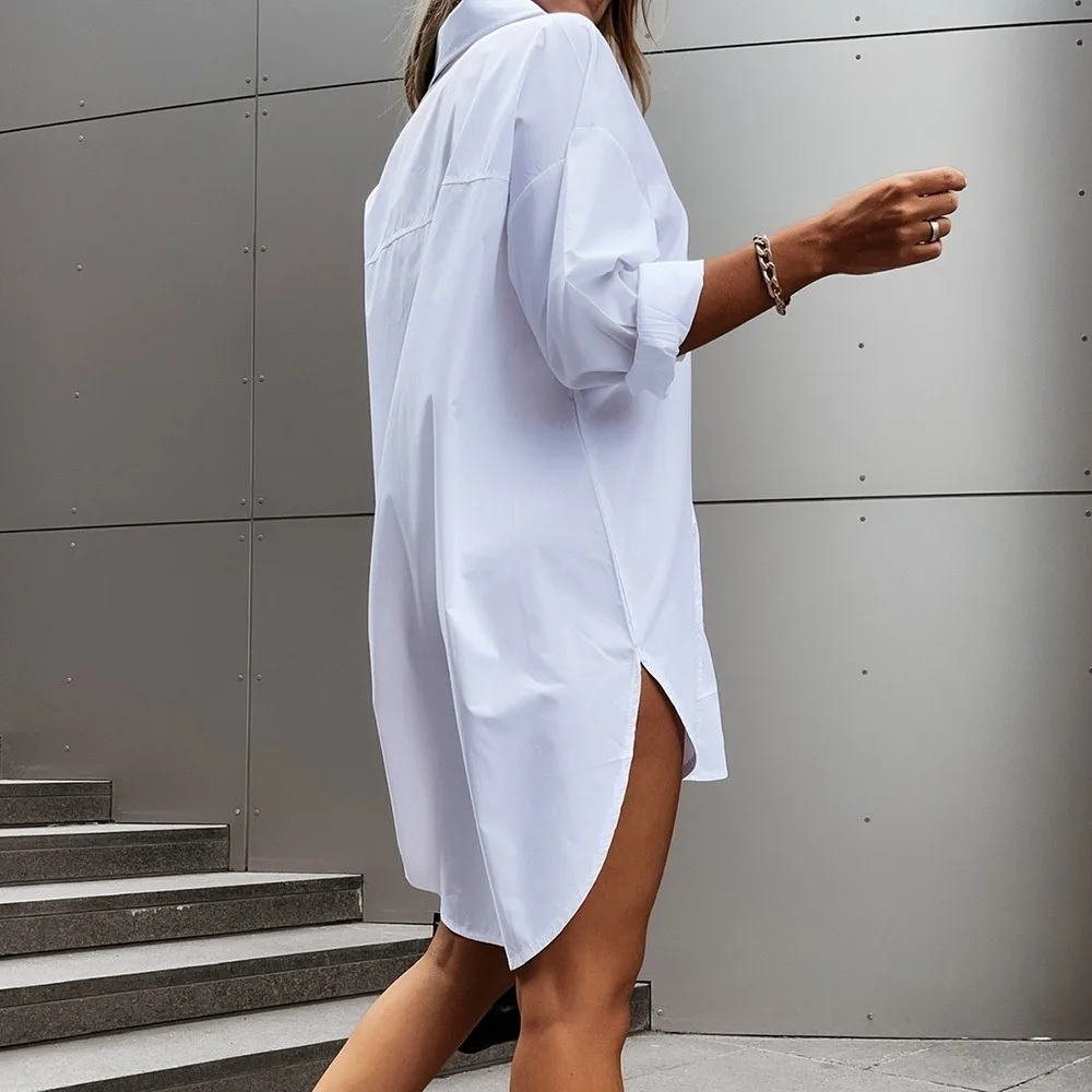 Блузка женская оверсайз с карманами однотонная Свободная рубашка в Корейском