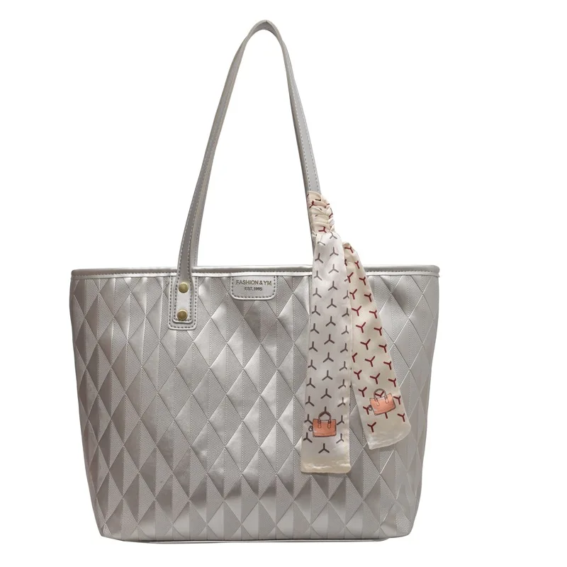 Женская сумка большой вместимости новая женская модная легкая роскошная