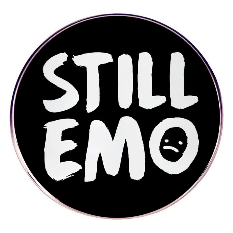 Эмалированная брошь в виде натюрморта