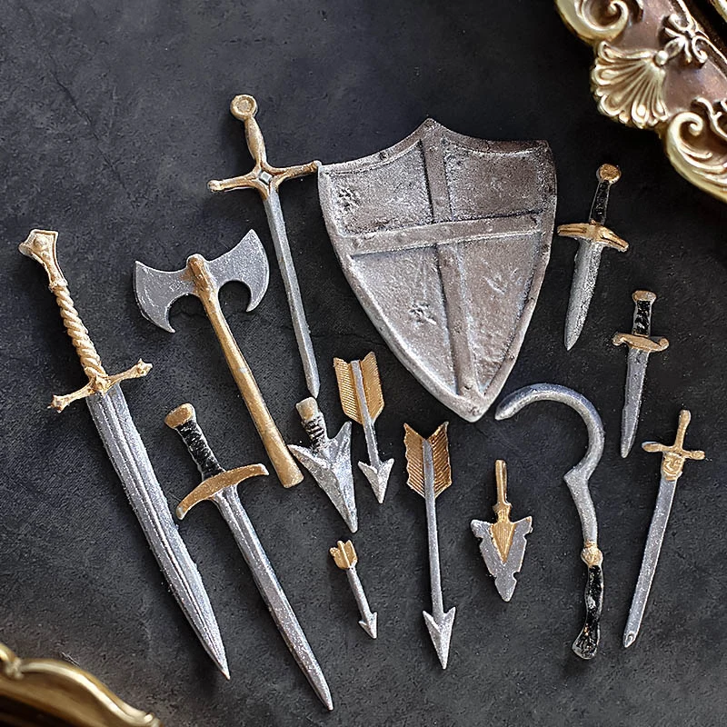 Middle Ages Knife Sword Bow Shield Cake Mold Fondant Cake Tool For Kitchen Baking Decoration Mould
