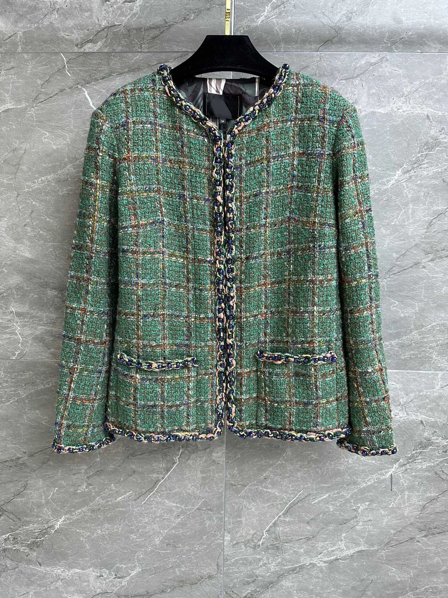 

Green plaid coat, hand-piping beaded webbing embellished with green plaid color retro and advanced713
