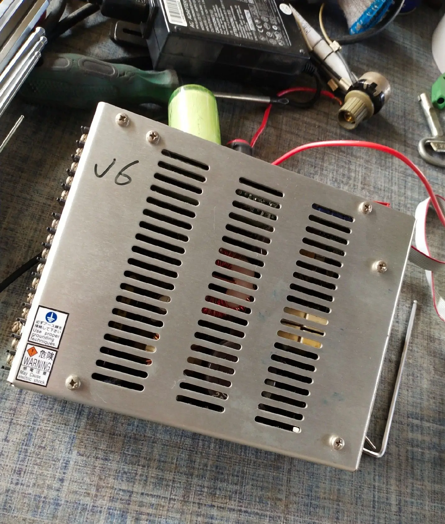 

Фонарь, сервопривод, б/у, внешний вид 85% новый, гарантия 3 месяца, фонарь