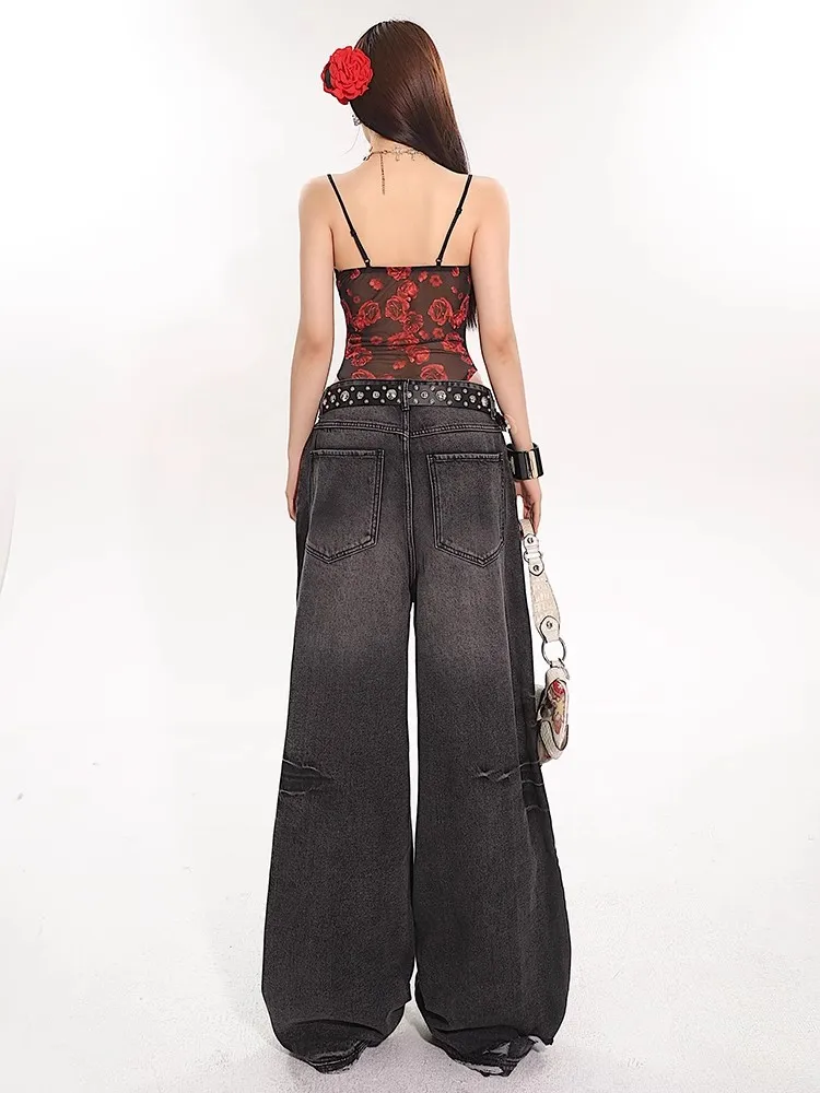 Женское боди с высоким вырезом V-образным