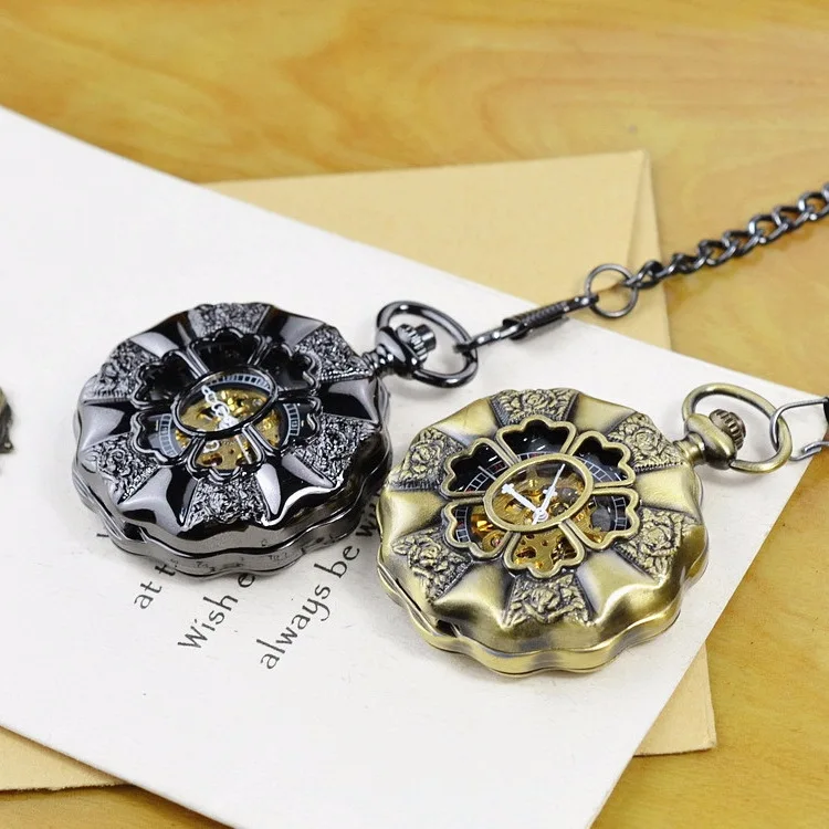 Luxury Mechanical Bronze Gold Pocket Watch for Men Women Flower Skeleton Roman Numeral Dial Fob Chain Vintage Old Pendant Clock