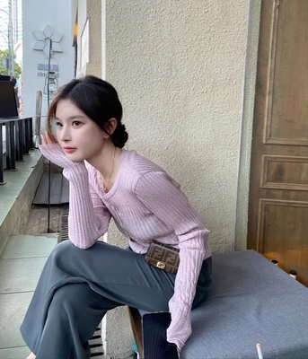 

Women's long-sleeved cardigan with zipper, comfortable, versatile, casual, outer wear, inner wear, comfortable and casual