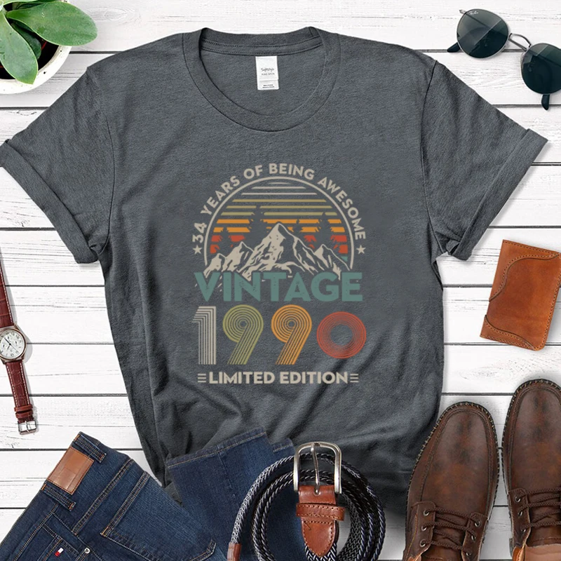34 Years of Being Awesome Винтажная женская футболка ограниченного выпуска 1990-х годов