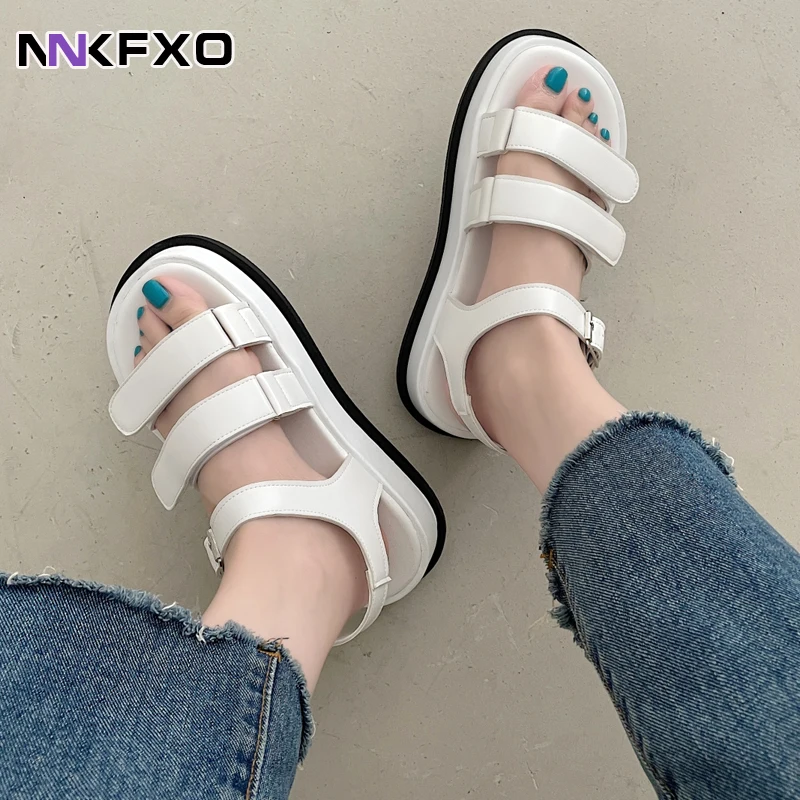 

Босоножки женские на танкетке с двойной пряжкой, модные сандалии с открытым носком, пляжные Босоножки на платформе, черные, белые, VC5513, на ле...