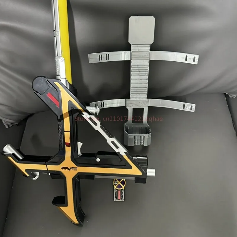 Фото Коллекционный сабля-меч Kamen Rider CSM Kaixa Cross Light Sword в масштабе 1:1 с двумя режимами, звуковыми эффектами BGM и возможностью подключения к поясу Каиксы, для косплея взрослых. №5