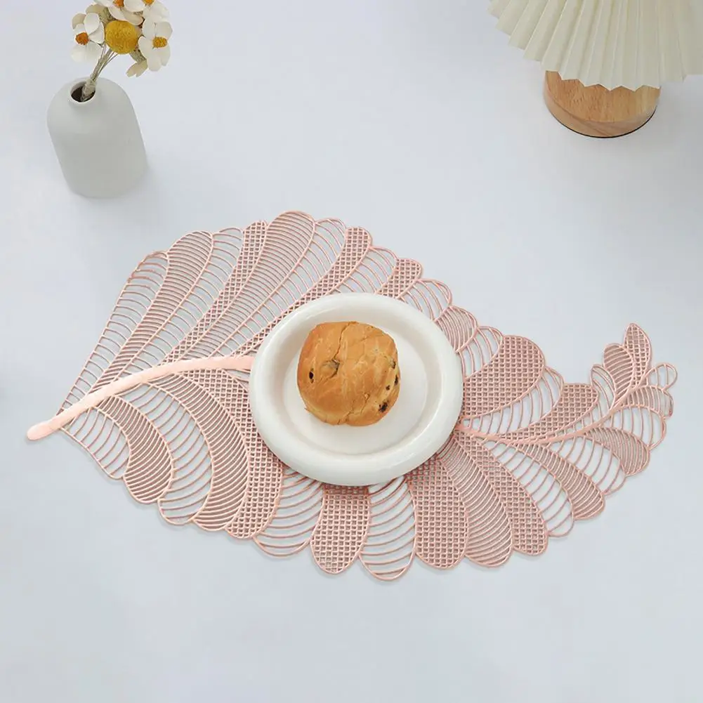 

Modern Table Placemat Irregular Reusable Easy to Clean Dining Placemat Lightweight Dining Placemat Kitchen Supplies