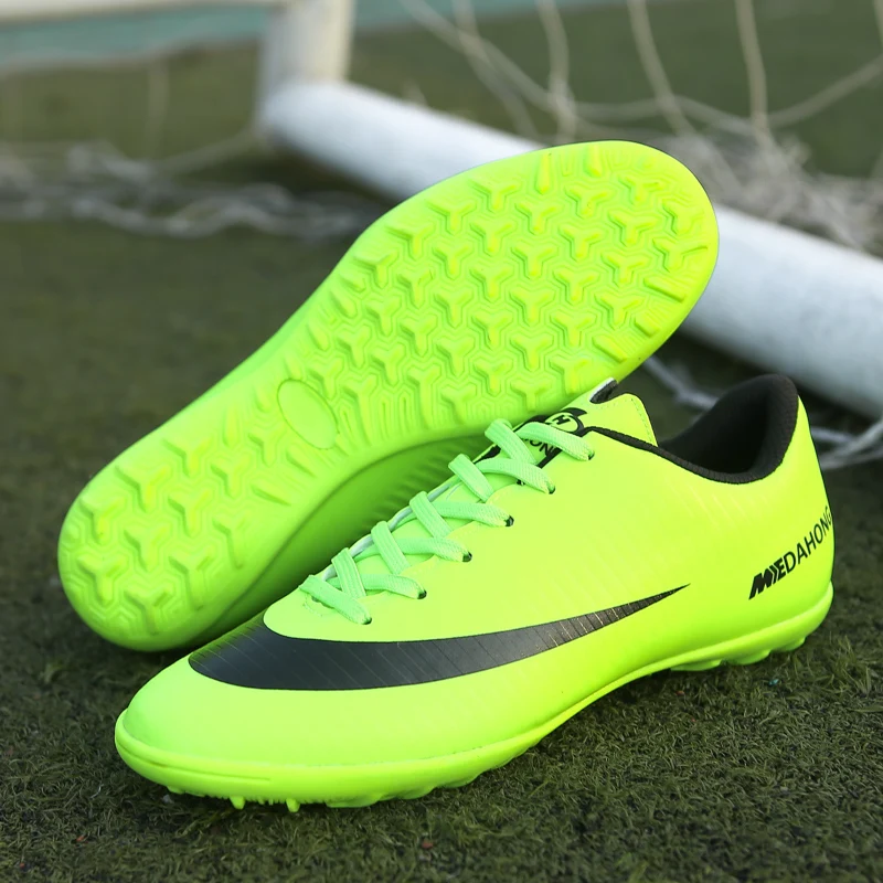 

Professional Men Soccer Shoes Kids Indoor Soccer Cleats Original Superfly Futsal Football Boots Men Sneakers chuteira society
