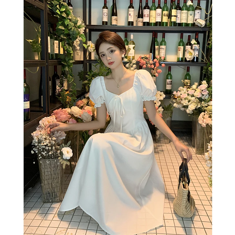 

Miss CocoLi ~ French square neck bubble sleeve waist slim dress
