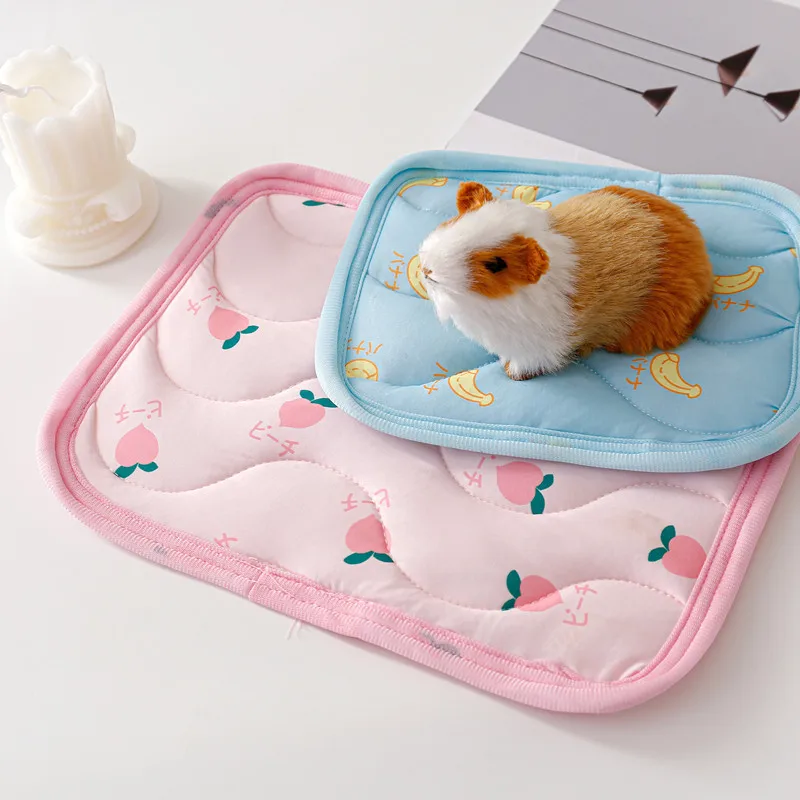 

Small Pet Cooler Mat Summer Ice Silk Cool Feeling Pet Mat Hamster Kennel Mat Guinea Pig Chinchilla Rabbit Puppy Cooler Mat