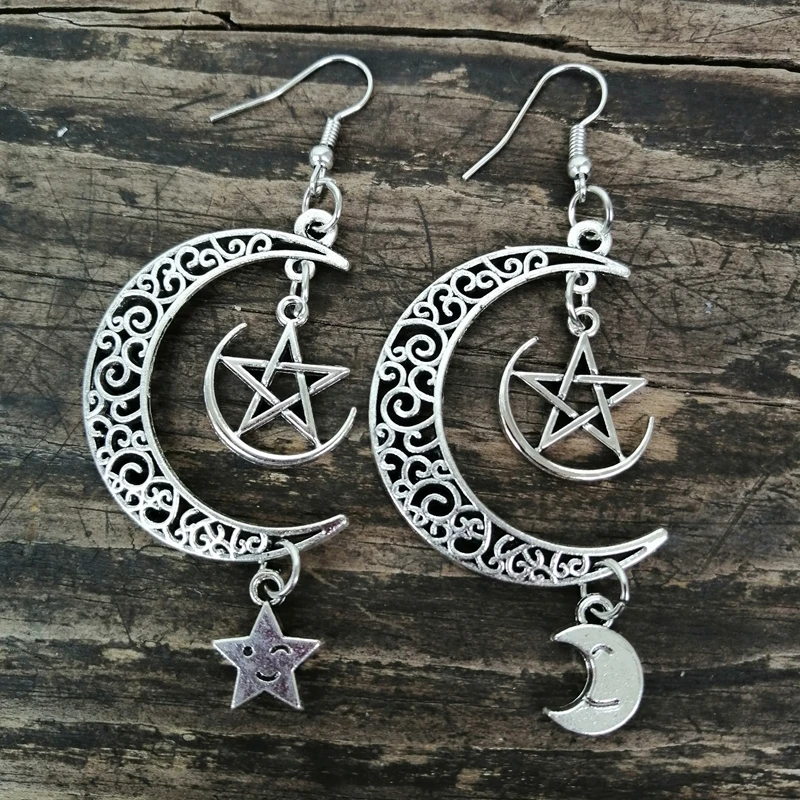 

Винтажные серьги с полыми лунами и искусственными звездами