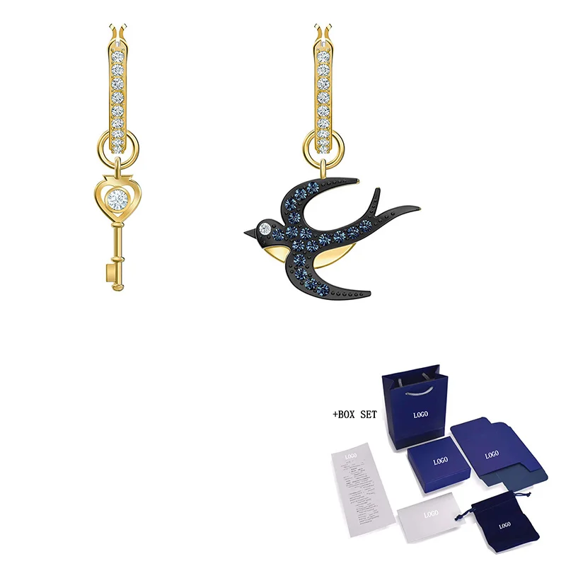 

SWA TAROT MAGIC HOOP PIERCED EARRINGS Lucky Symbol Asymmetric Key And Swallow Decoration Crystal Women Jewelry Romance Gift